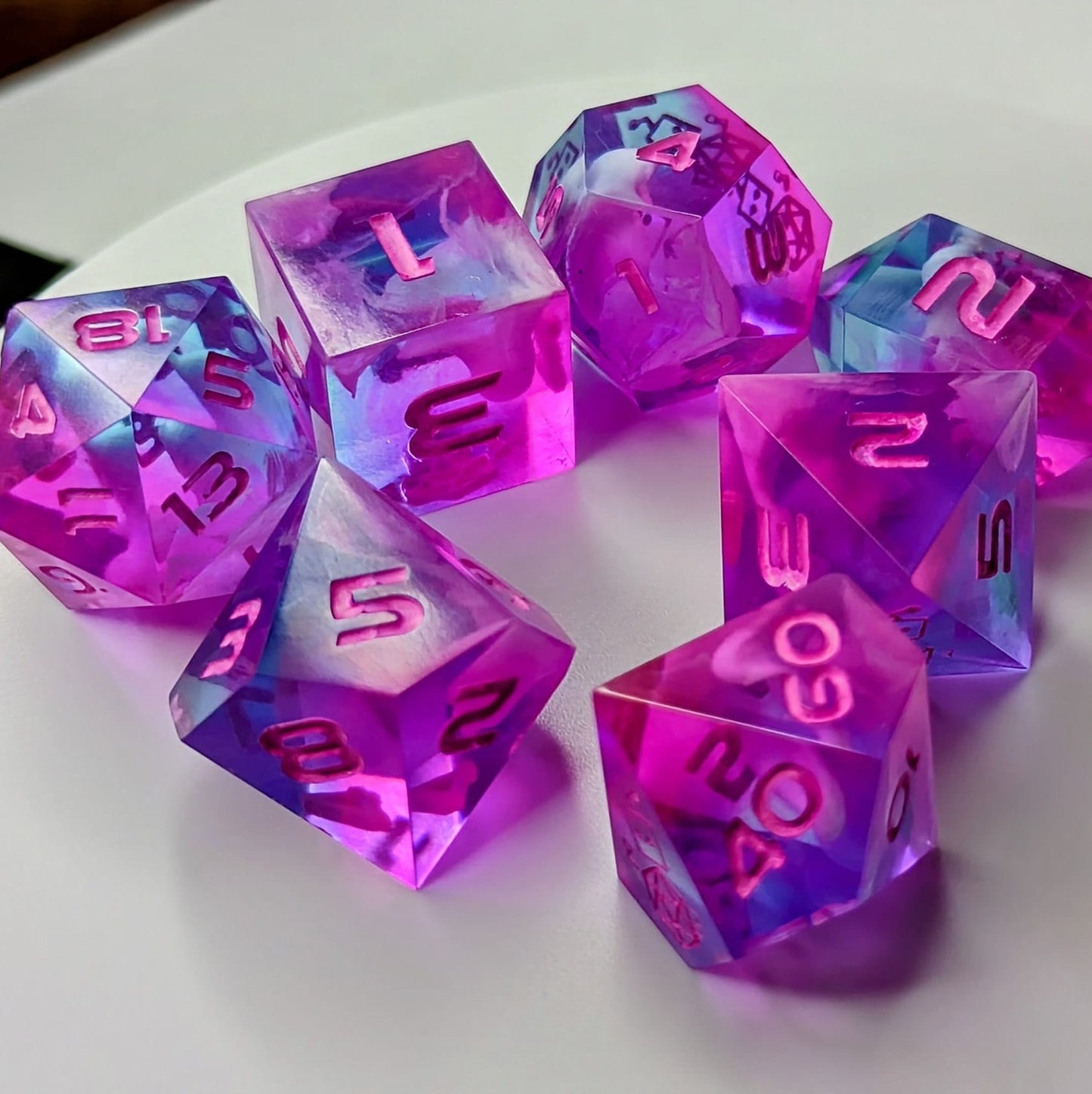 Dice Set Custom - Neon Sound of Silence Dice - Handmade resin dice for D&D and Roleplaying - Set of 7 polyhedral sharp edge dice
