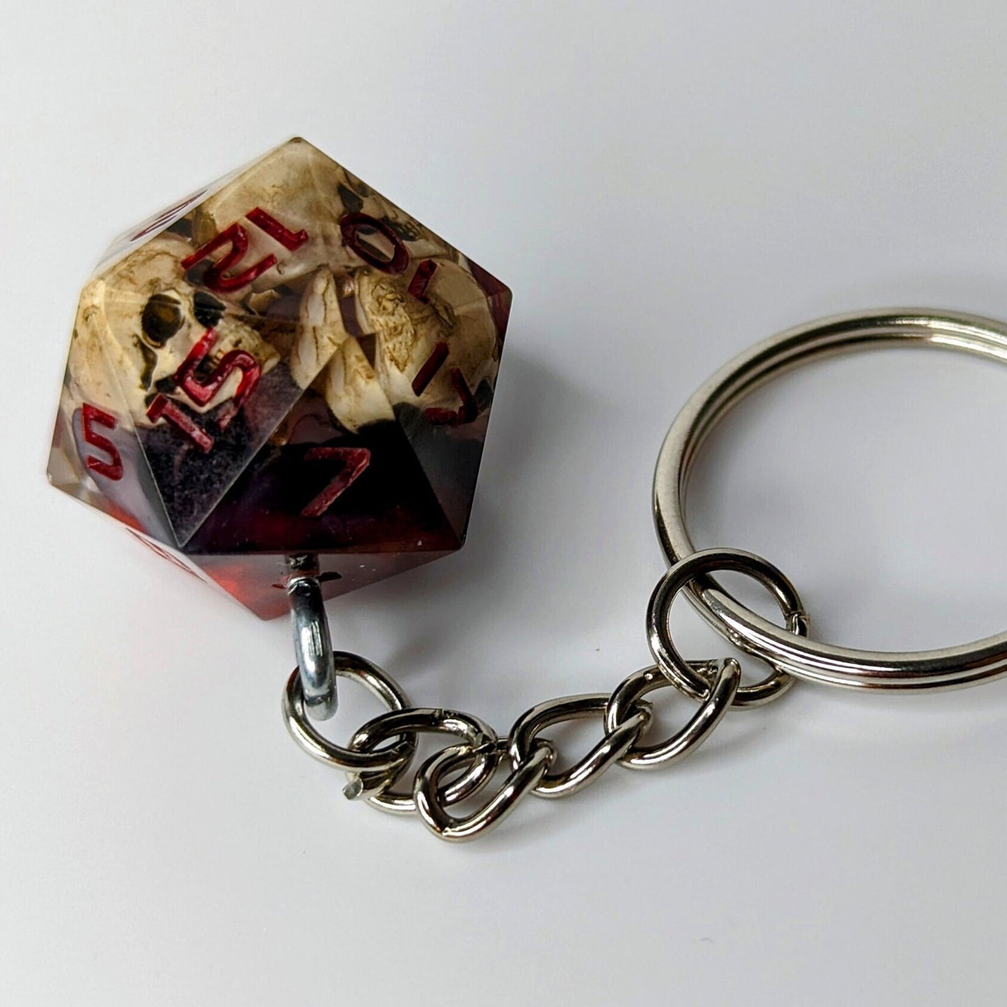 Warlock Skull Dice D20 Keychain