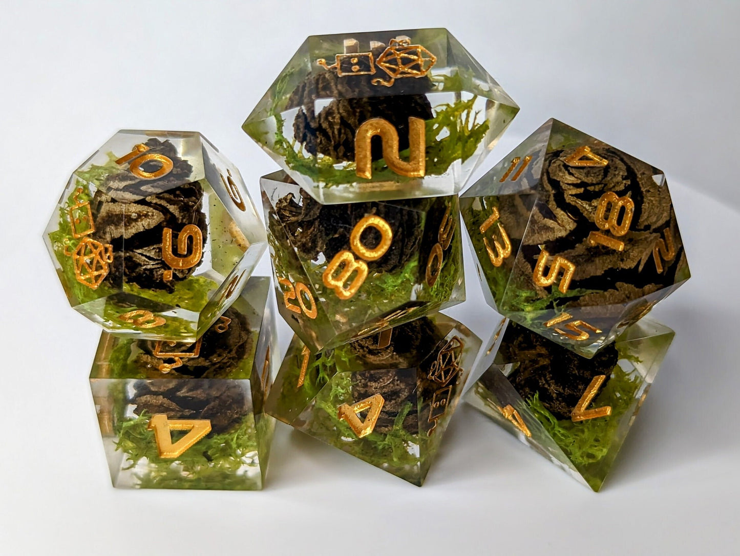 Dice Set Custom - Forest Ranger Dice Set - Handmade resin dice for D&D and Roleplaying - Set of 7 polyhedral sharp edge dice