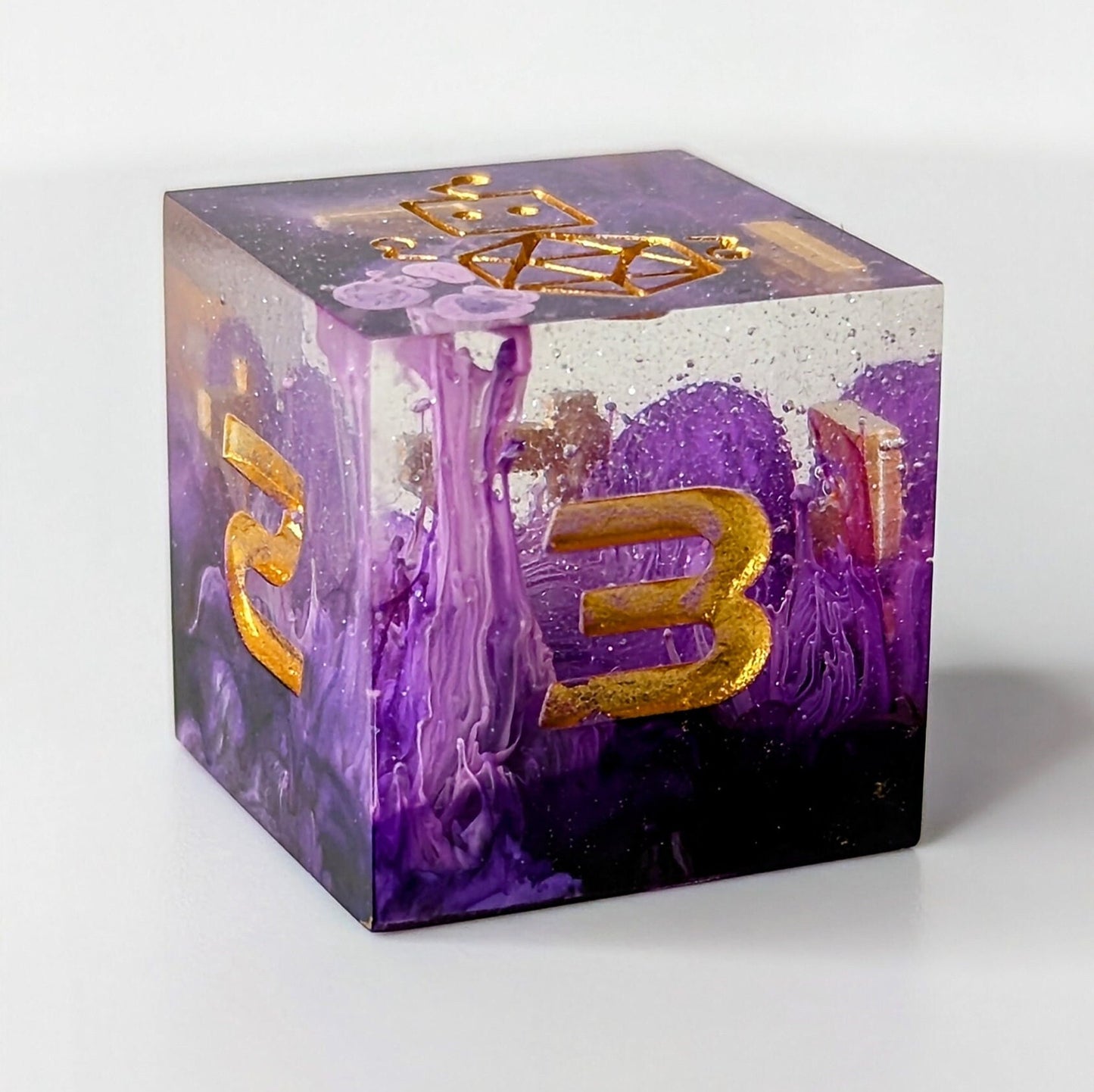 Dice Set Custom - Purple Drip Petri - Handmade resin dice for D&D and Roleplaying - Set of 7 polyhedral sharp edge dice