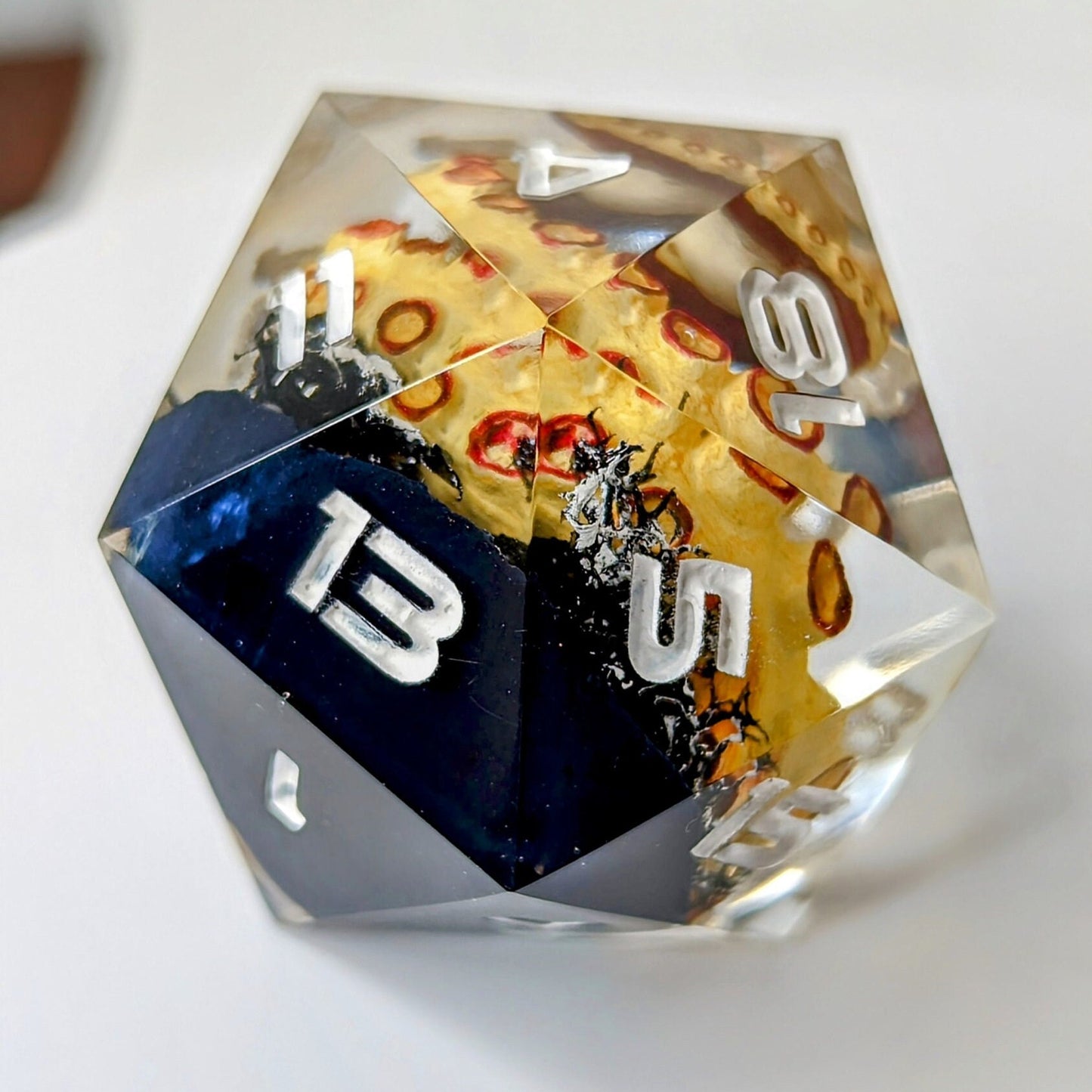 Jumbo D20 Custom Dice - Kraken Tentacle Skull - Handmade resin dice for D&D and Roleplaying - Chonk D20 Sharp Edge Die
